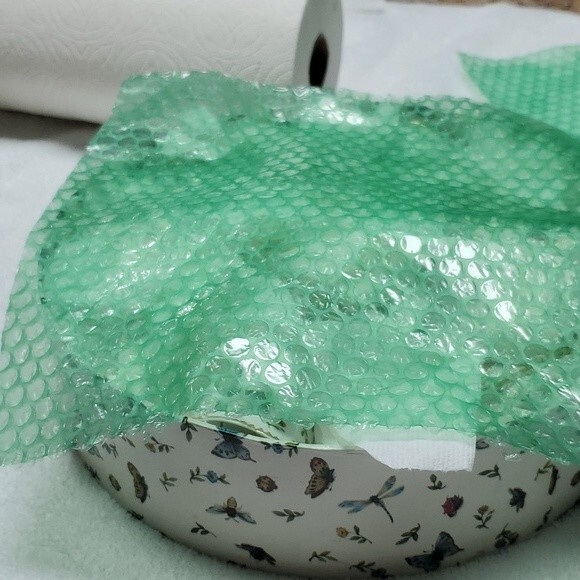 Porcelain Demitasse Teacups Saucers Butterflies (6) ITALIAN DESIGN CERAMICS vtg - Picture 16 of 16